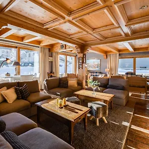 grange-darly.hotels-rhonealpes.com/